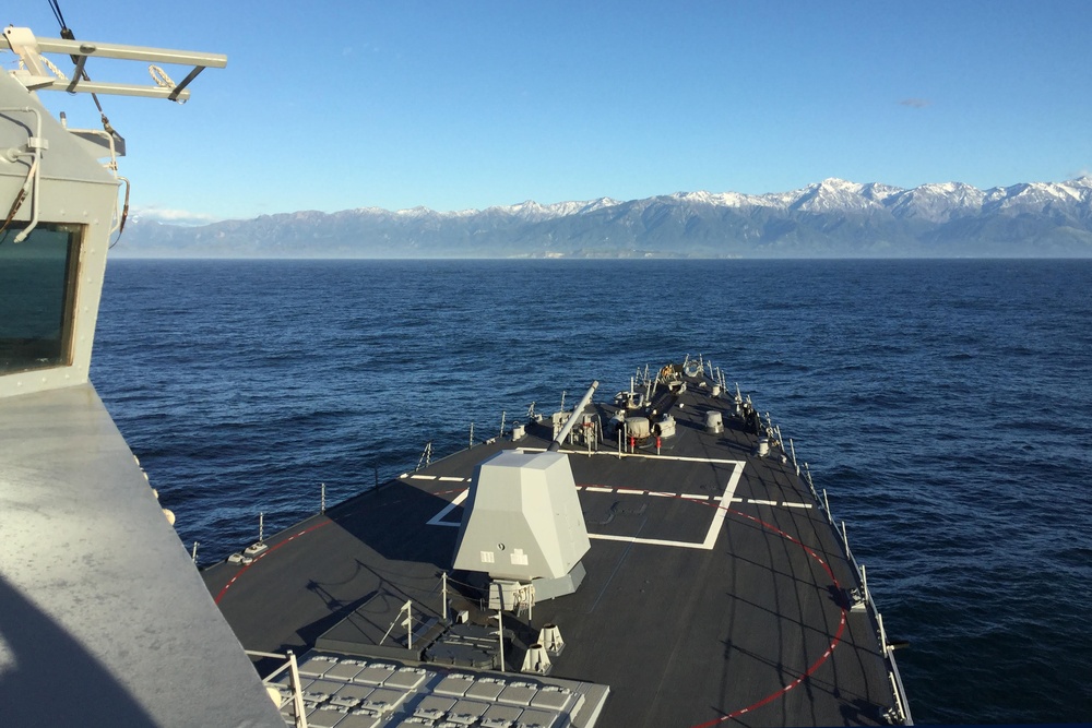 USS Sampson off New Zealand coast