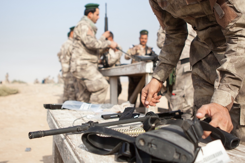 Iraqi Security Forces train on basic soldier skills at Besmaya