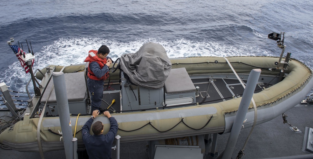 USS Wayne E. Meyer's Sailors Performs Maintence on the 7-meter RIB