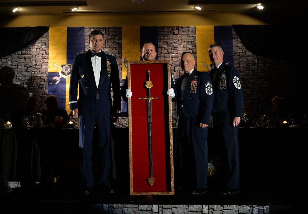 Lt. Gen. Brad Heithold becomes 10th AFSOC Order of the Sword recipient