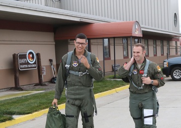 U.S. Marine Staff Sgt. Charlie Linville shares his story of injury, loss, and recovery with Kingsley Airmen