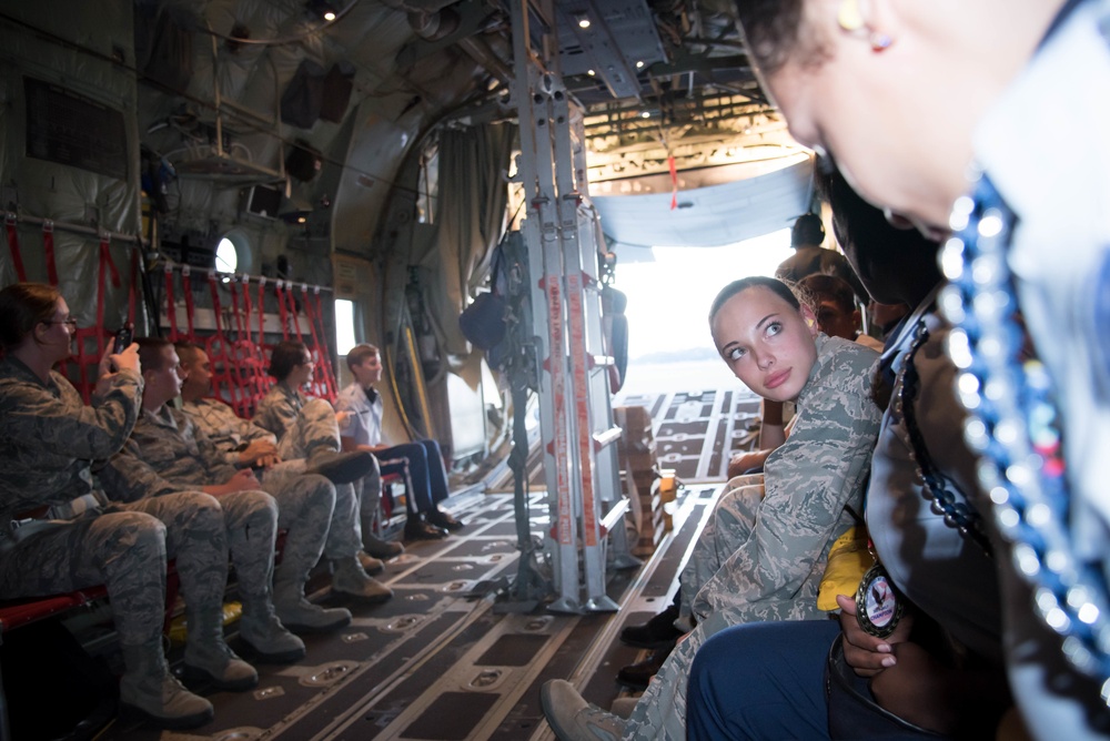 Biloxi High JRTOC students fly with Hurricane Hunters