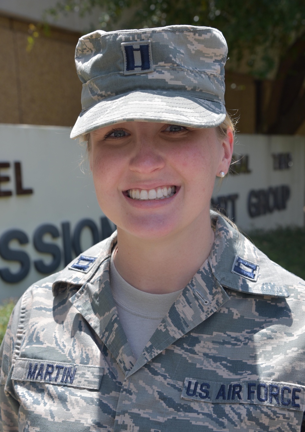 Personnel officer earns Air Force award