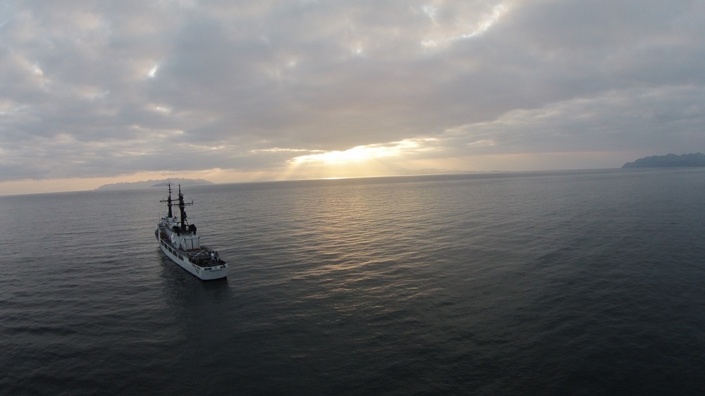 USCGC Morgenthau returns to Hawaii from Bering Sea patrol