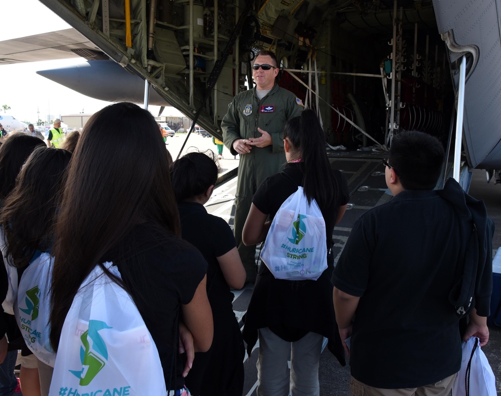 Hurricane Hunters, NOAA promote hurricane preparedness