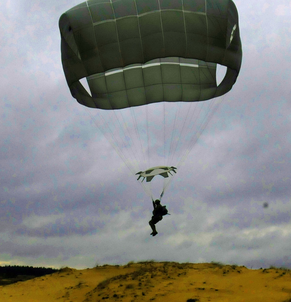 Sky Soldiers, Lithuanians kick off Iron Sword 2016