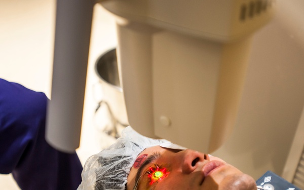 Belvoir Hospital makes history in eye surgery.