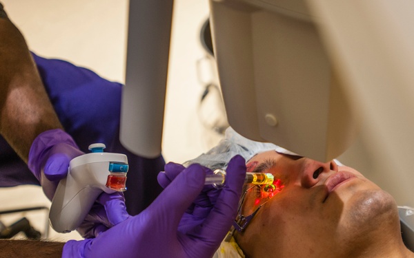 Belvoir Hospital makes history in eye surgery.