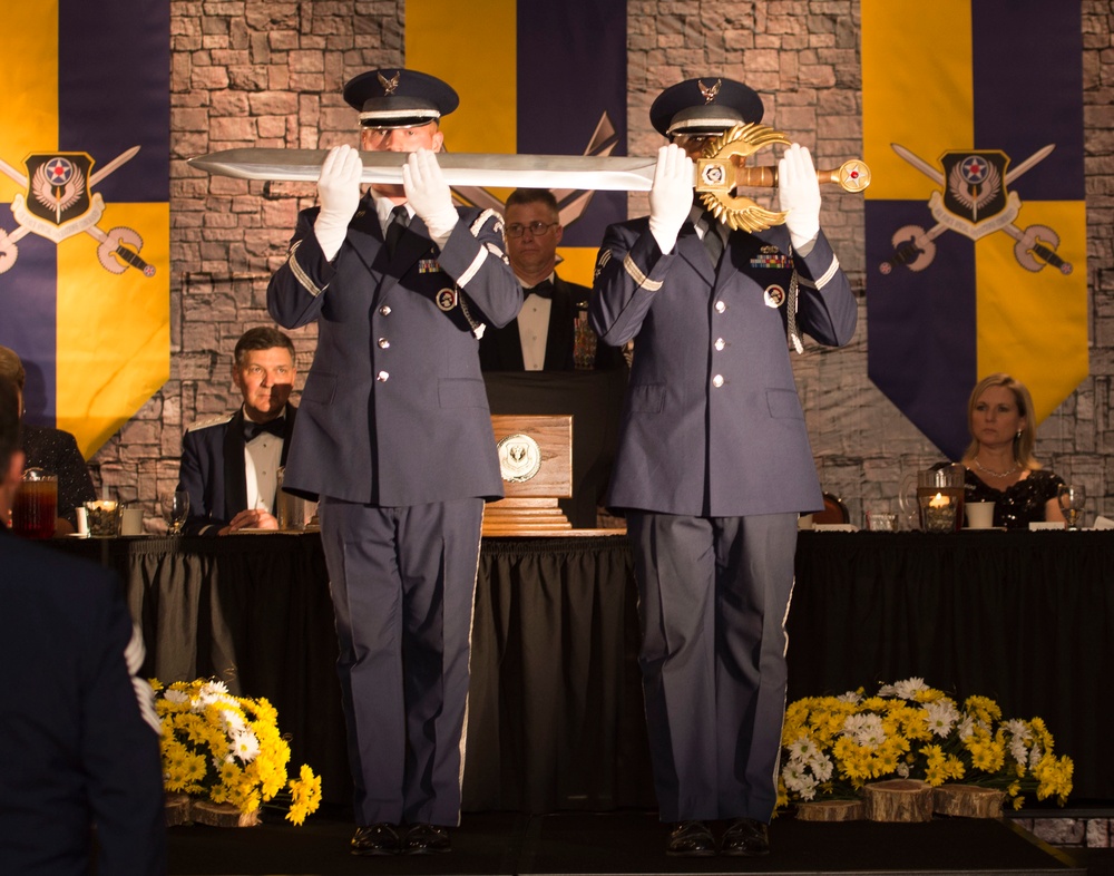 Heithold becomes 10th AFSOC Order of the Sword recipient