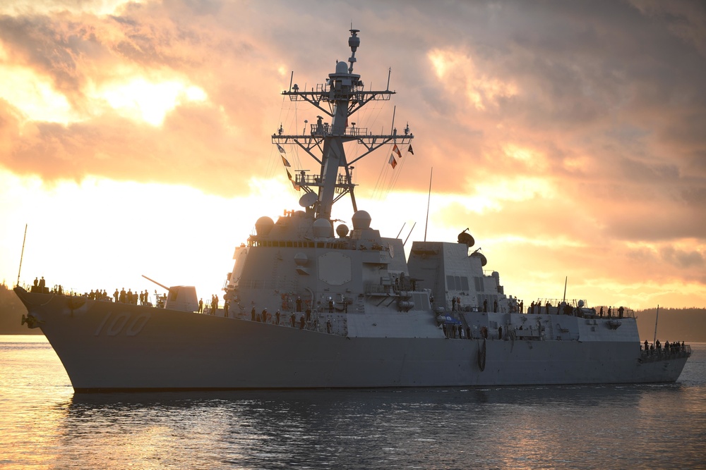 USS Kidd Homeports in Naval Station Everett