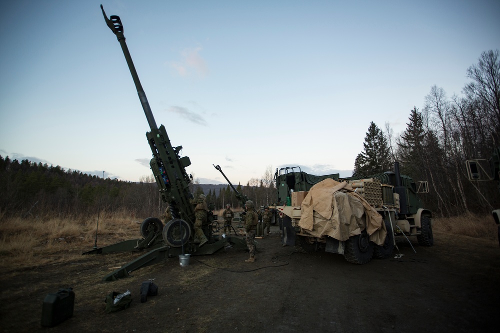 U.S. Marines perform fire support coordination exercise with the Norwegian Army