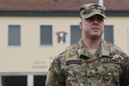 SMA Visits Soldiers in Italy