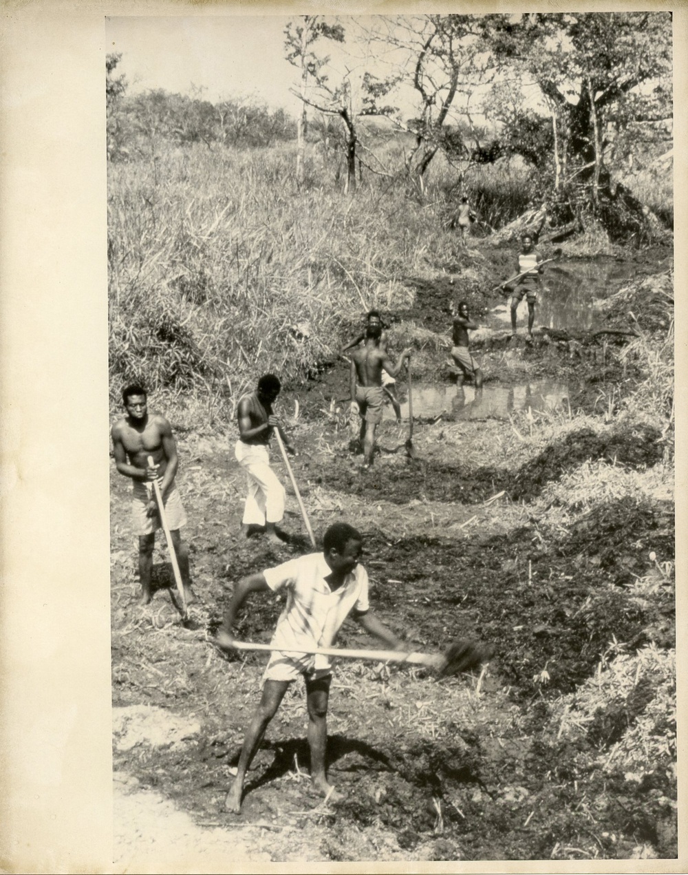 Zaire - Inauguration of Obala acrow bridge (PVO-Zaire article)