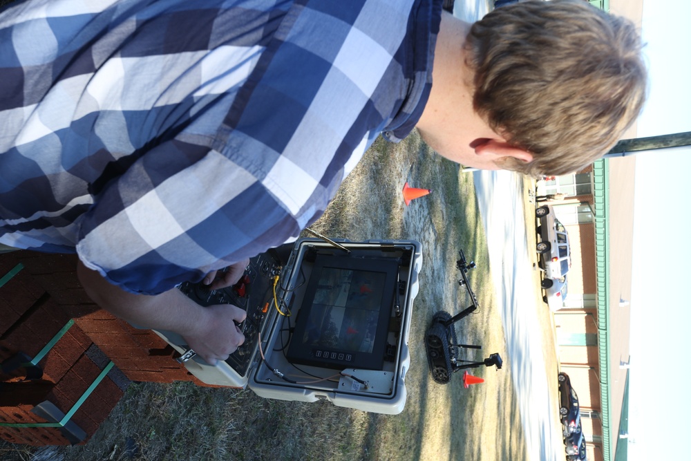 EOD builds creativity with school robotics team