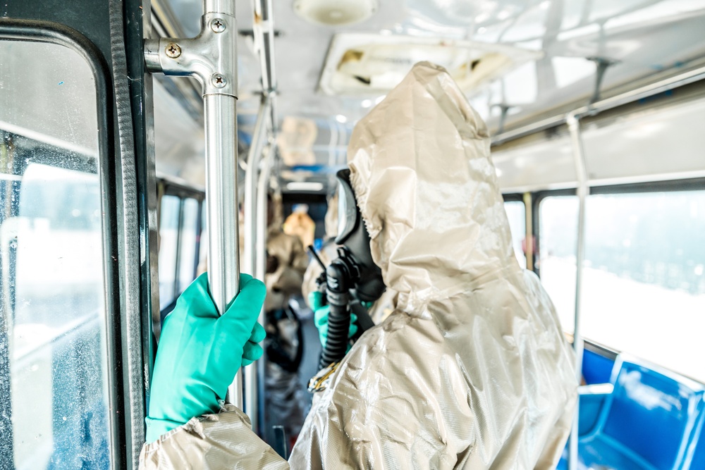 New York Army National Guard Chemical Soldiers train with New York City Police counterparts