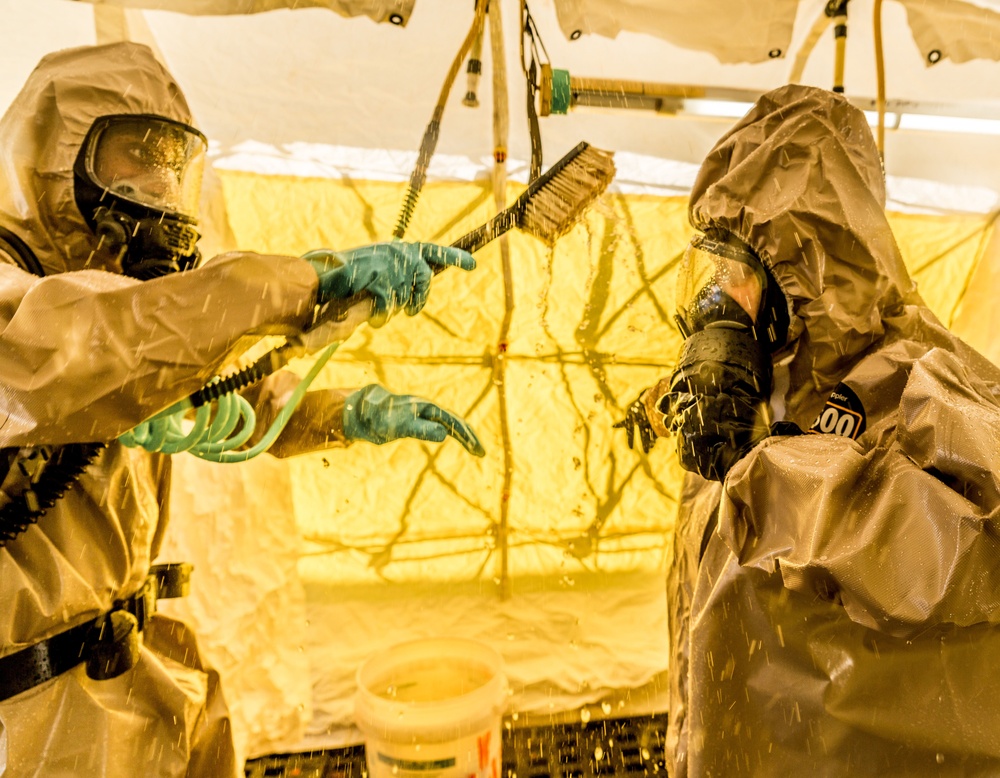 New York Army National Guard Chemical Soldiers train with New York City Police counterparts