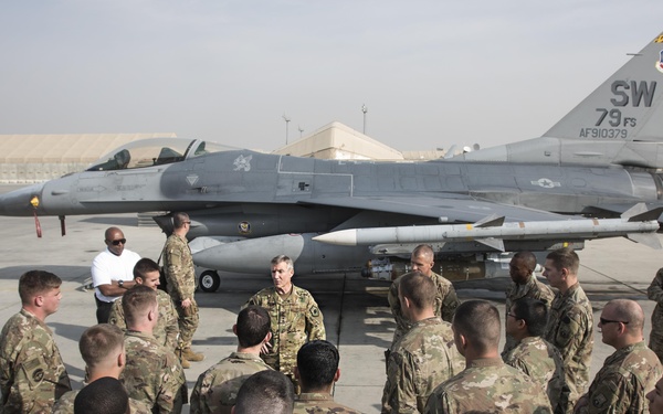 COMACC pays visit to deployed Airmen