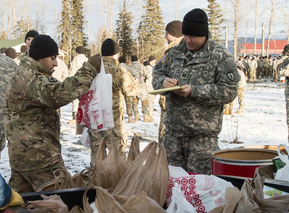 Paratroopers give back to local community