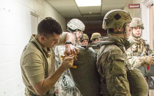 Paratroopers give back to local community