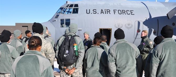 U.S. Air Force Academy Preparatory School students visit Reserve Wing