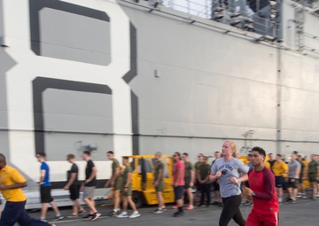 USS Makin Island Thanksgiving 5K