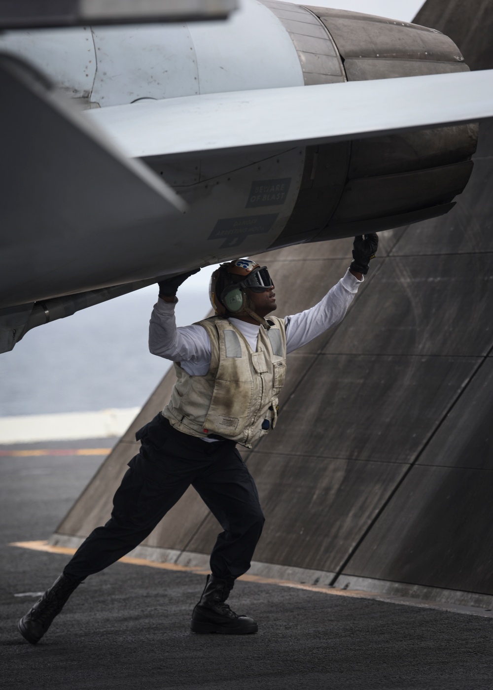 Nimitz conducts flight operations