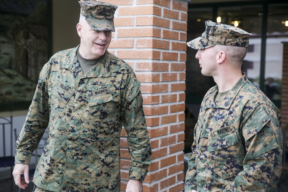 Marines celebrate Thanksgiving in Italy