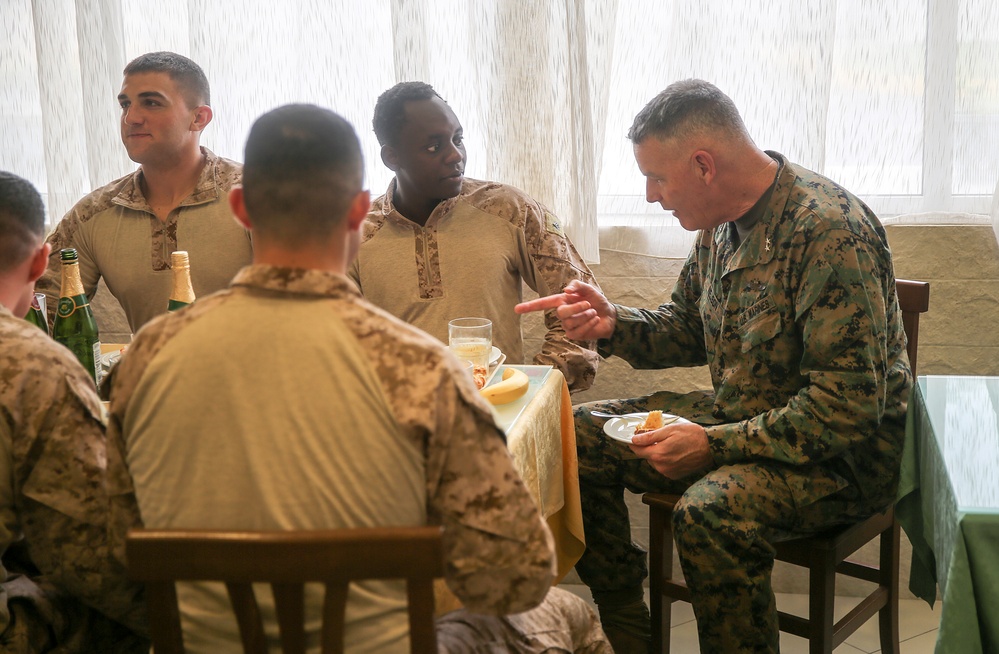 Marines celebrate Thanksgiving in Italy