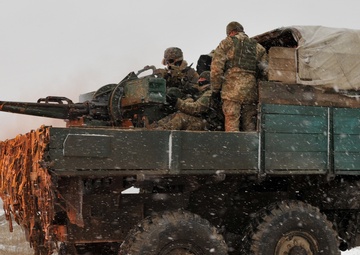 Ukrainian Soldiers conduct air assault training