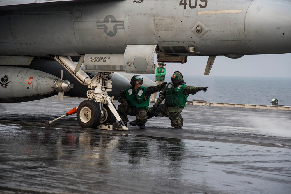 USS Dwight D. Eisenhower (CVN 69) (Ike) Deployment