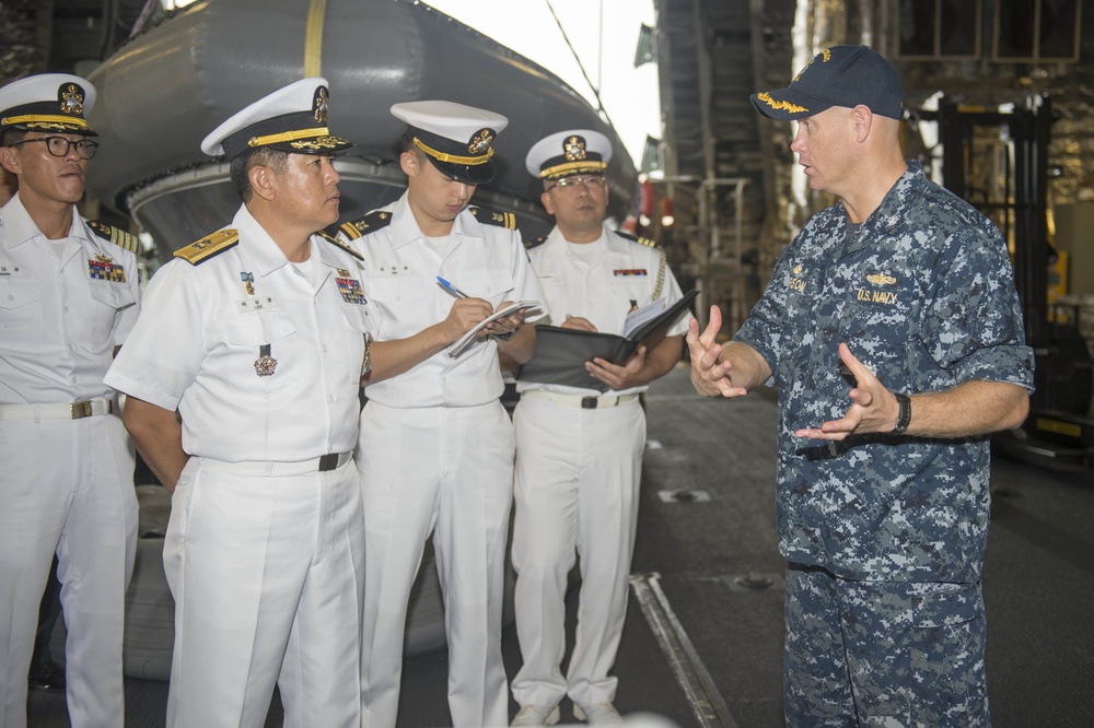 USS Coronado hosts distinguished visitors.
