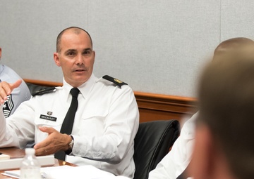 SD meets with DoD senior enlisted leaders