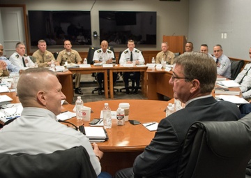 SD meets with DoD senior enlisted leaders