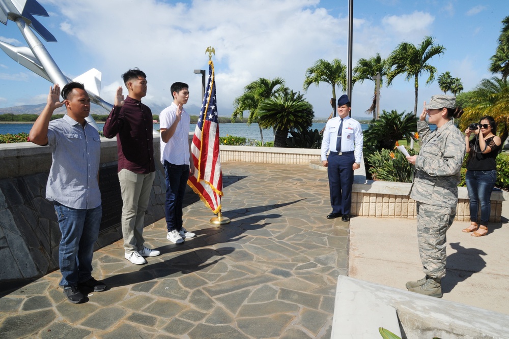 New recruits join the Air Force Reserve