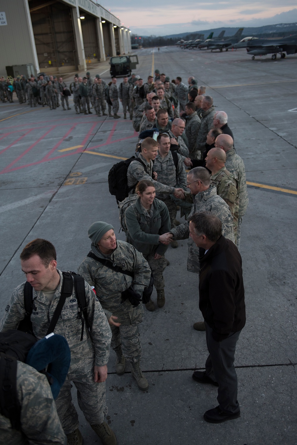 158th Fighter Wing Deploys