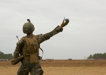 1/8 conducts squad-level fire and maneuver drills