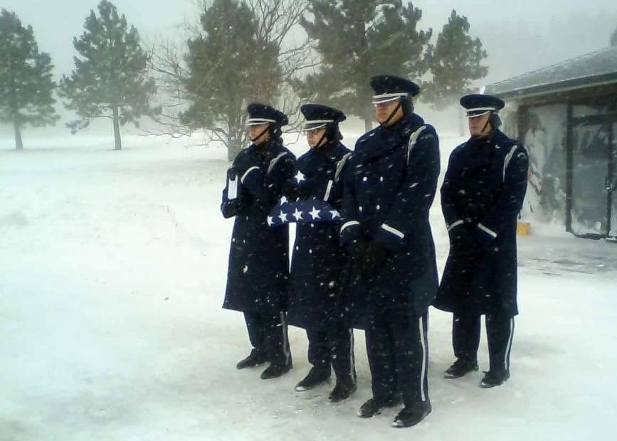 Despite winter weather, Airmen honor veteran
