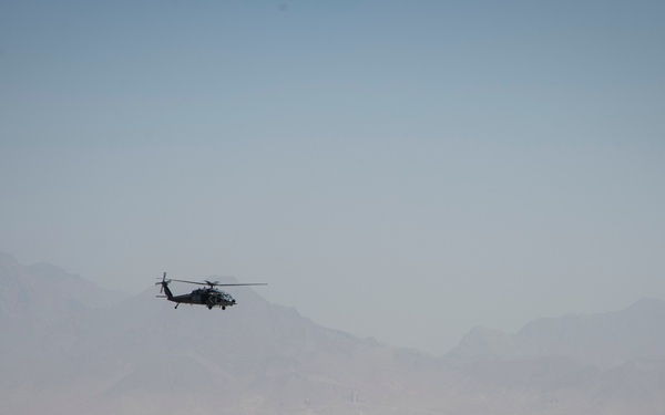 Pararescuemen train alongside Afghan Air Force Airmen