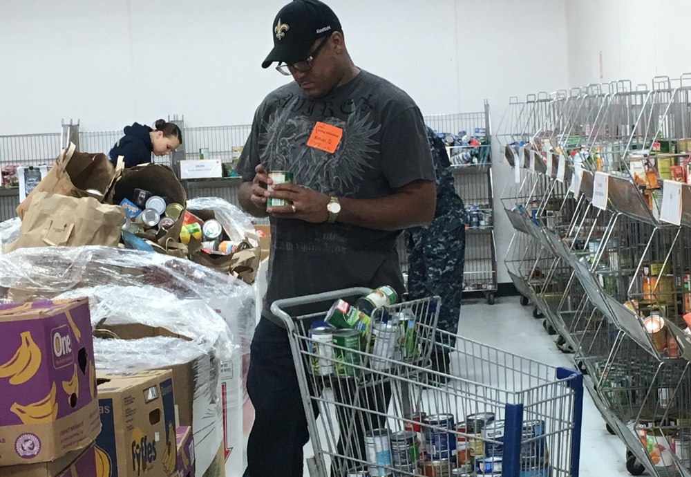 NAVSTA Sailors Volunteer at Southeastern Virginia Foodbank