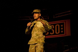 Singer Kellie Pickler conquers Schofield Barracks