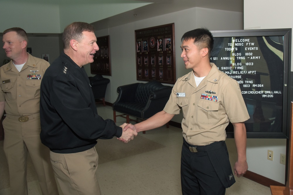 Chief of Navy Reserve Visits NAS Fort Worth JRB