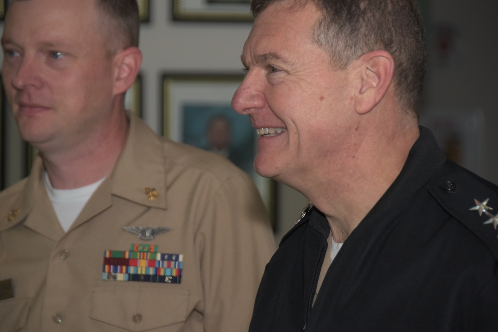 Chief of Navy Reserve Visits NAS Fort Worth JRB