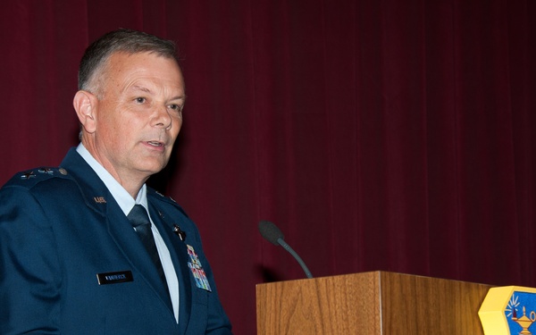 Maj Gen Vanherck presents LOM