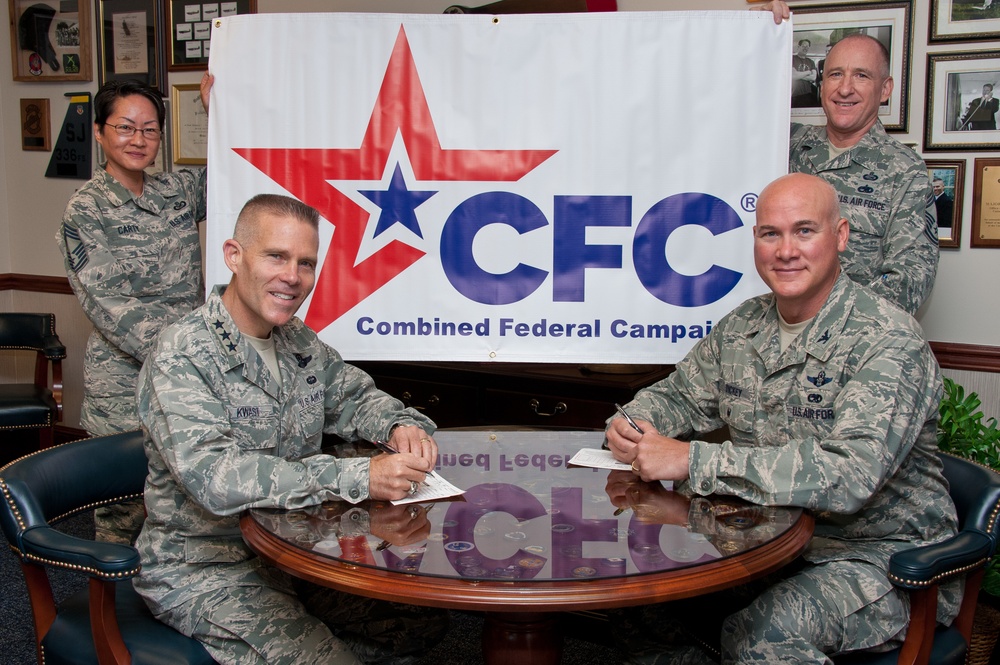 Maxwell Leadership signs CFC pledge