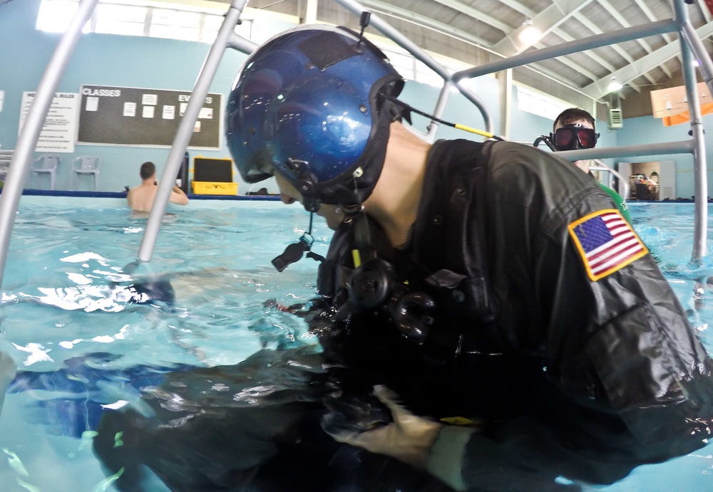 Coast Guard Air Station Houston conducts shallow water egress training