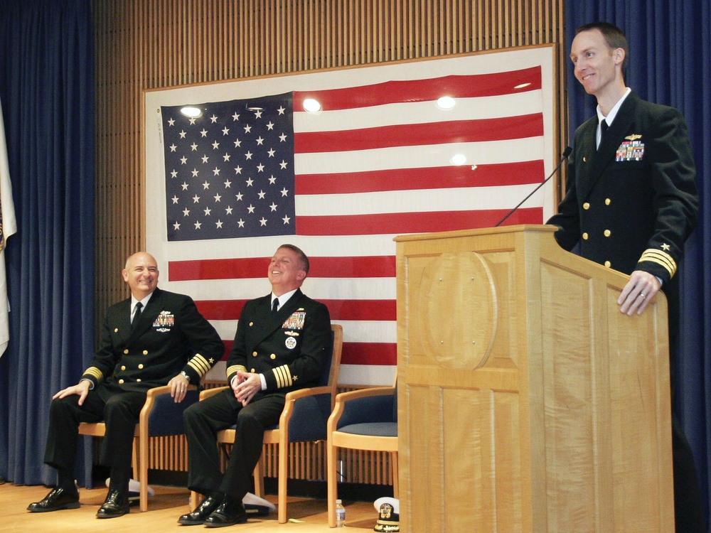 IWTC Virginia Beach Conducts Change of Command