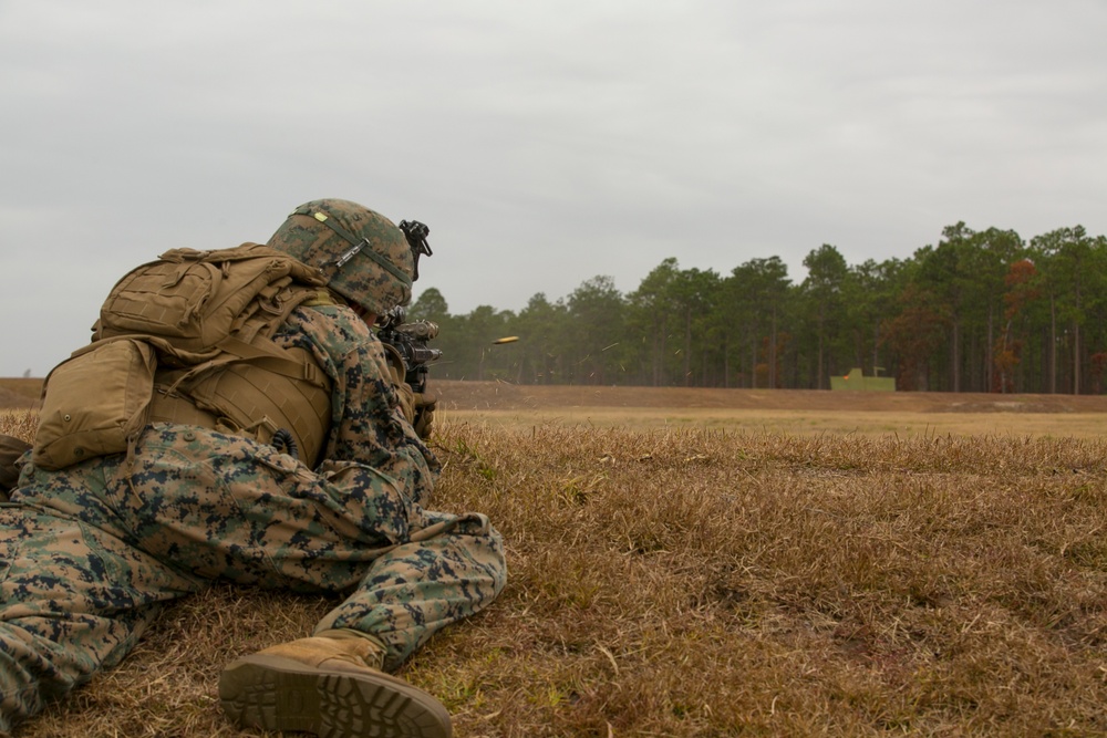 1/8 conducts squad-level fire and maneuver drills