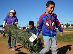 Camp Pendleton Hosts Trees for Troops