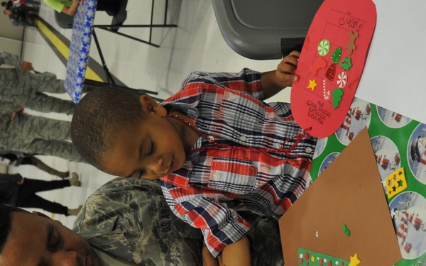 Military members, families enjoy Holiday party