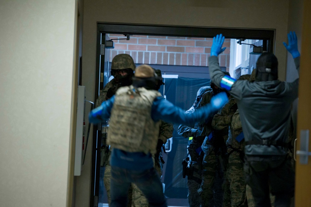 446th SFS teams up to perform Active Shooter exercise
